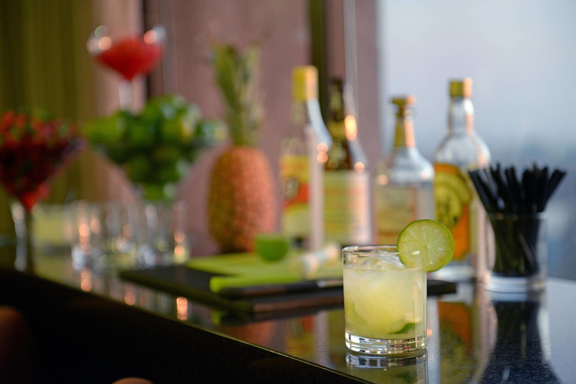 فندق ماريوت مطار ساو باولو جوارولوس المظهر الخارجي الصورة A caipirinha