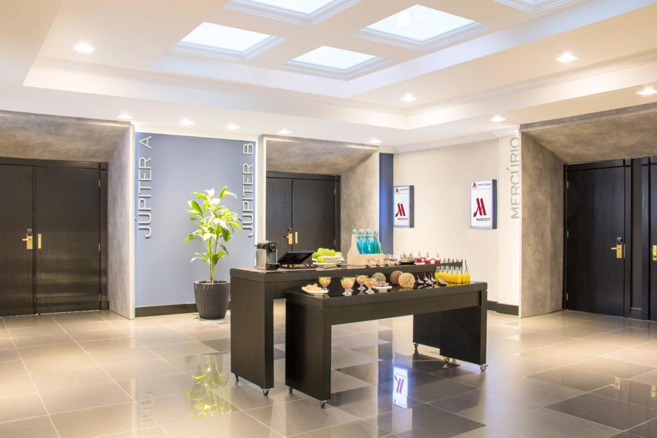 فندق ماريوت مطار ساو باولو جوارولوس المظهر الخارجي الصورة The lobby of the hotel