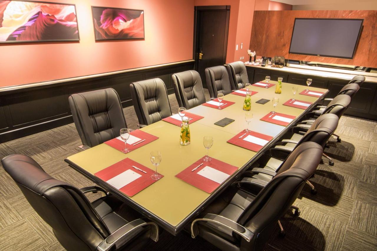 فندق ماريوت مطار ساو باولو جوارولوس المظهر الخارجي الصورة Boardroom at the Westin