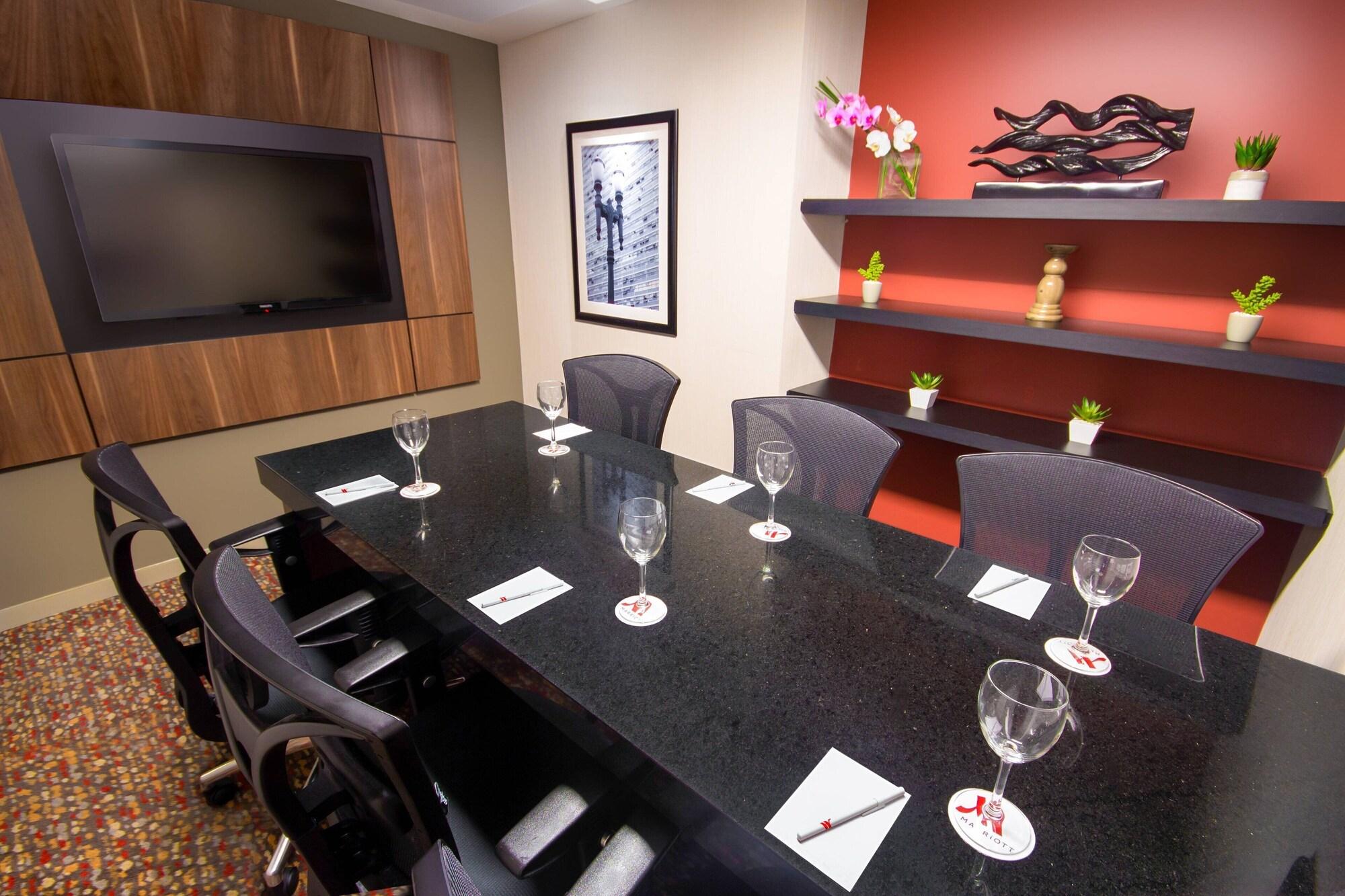 فندق ماريوت مطار ساو باولو جوارولوس المظهر الخارجي الصورة A typical boardroom