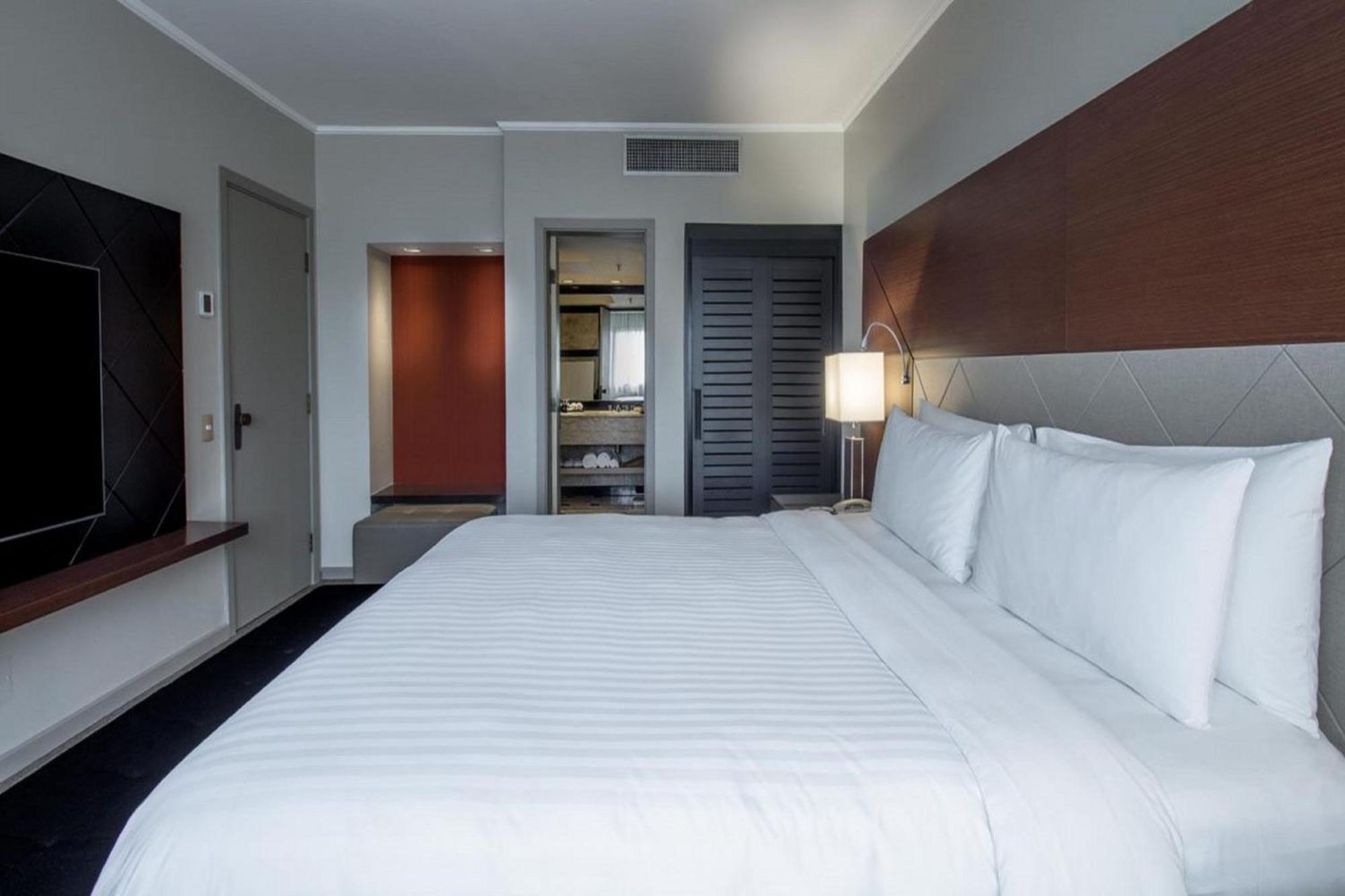 فندق ماريوت مطار ساو باولو جوارولوس المظهر الخارجي الصورة A room at the hotel